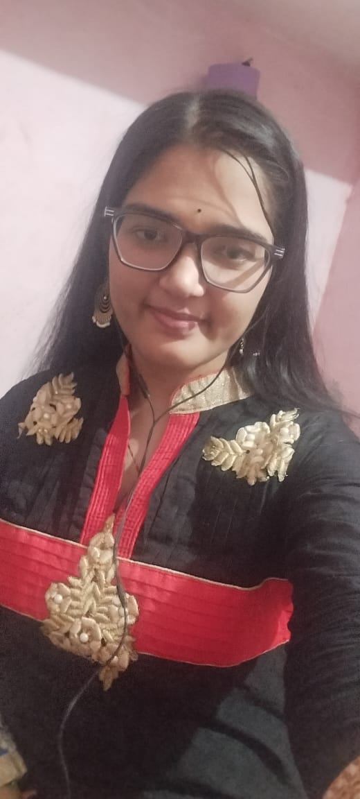 दिव्या द्विवेदी