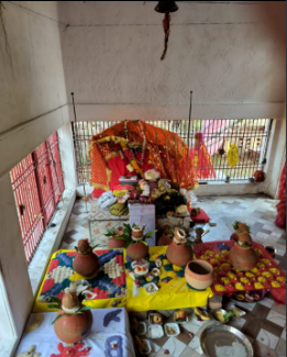 माँ भगवती की आराधना है जीवन में शक्ति और ऊर्जा का स्रोत सतना सुदामापुर में चल रही भागवत कथा में आचार्य श्री कृष्ण चेतन के सानिध्य मे सभी बढ़े कवियों ने किया गायन - संचालक तेज प्रकाश पांडे